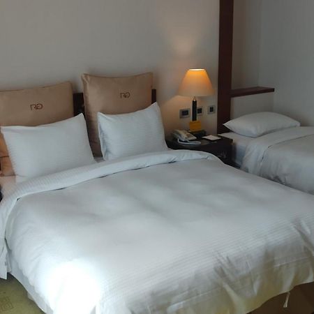 Rich Garden Hotel Taipei Exteriör bild