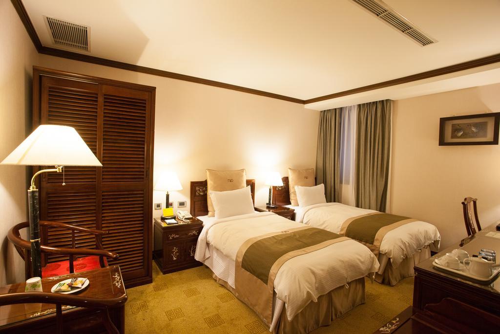 Rich Garden Hotel Taipei Exteriör bild